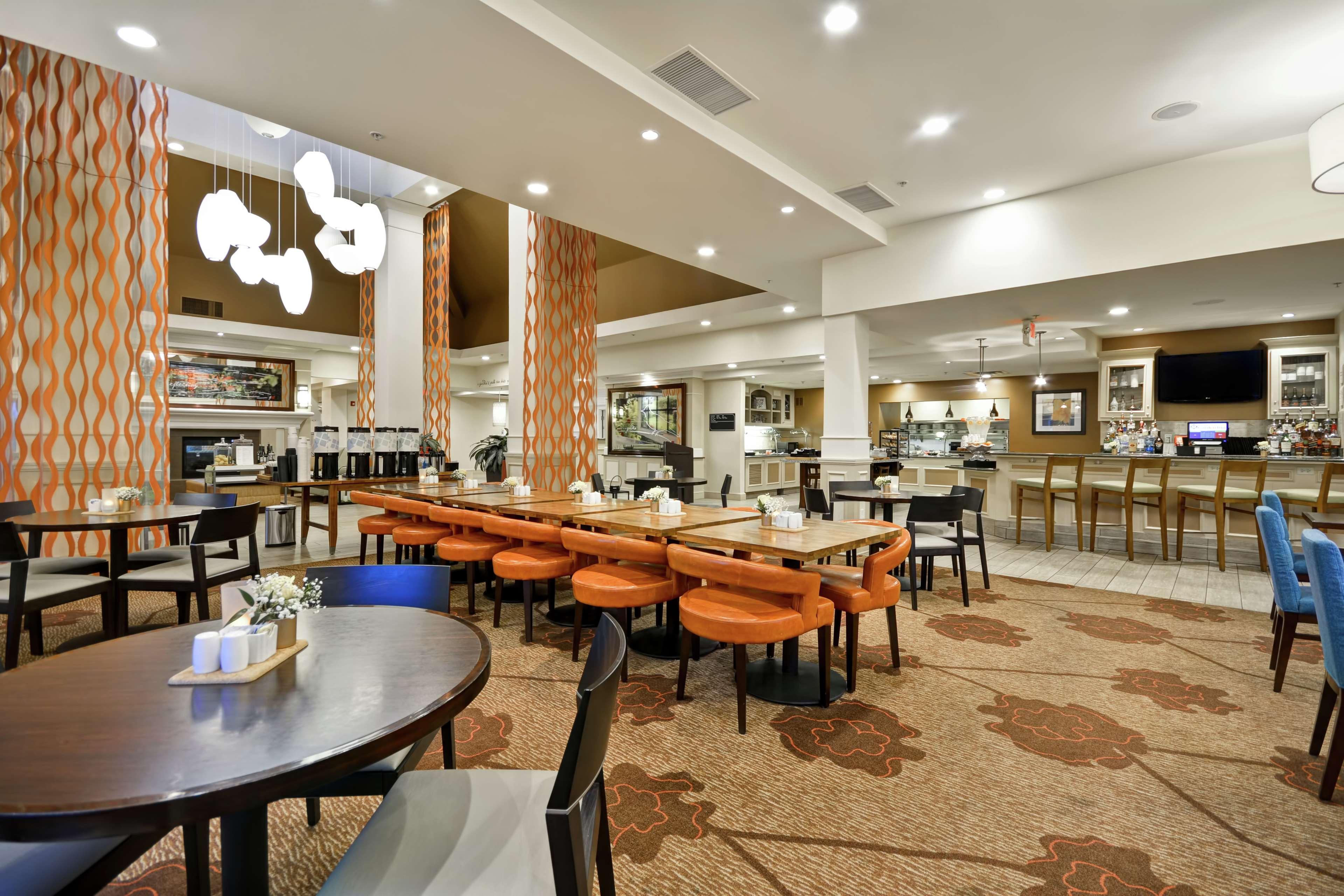 Hilton Garden Inn Fort Collins Exteriör bild