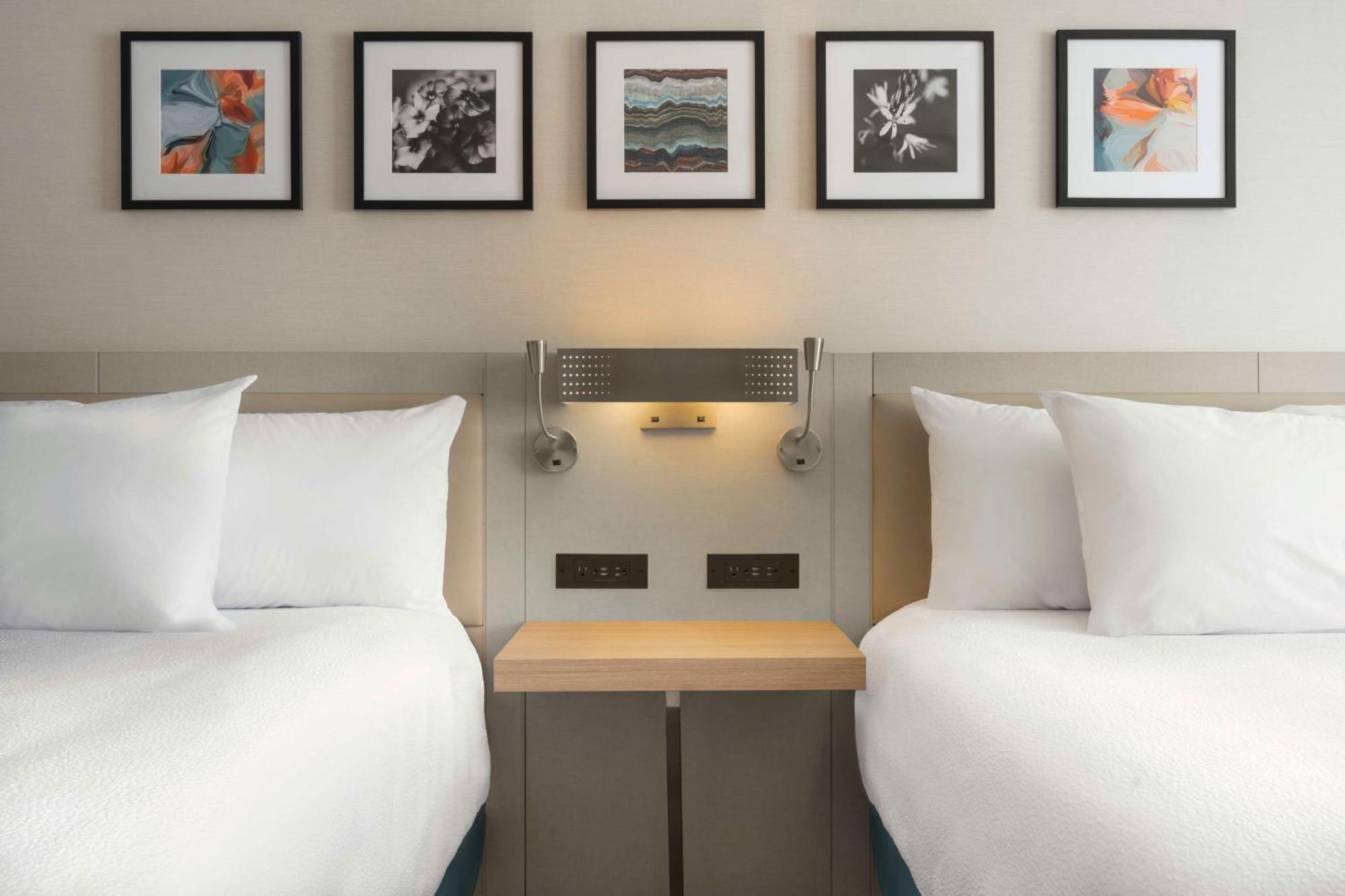 Hilton Garden Inn Fort Collins Exteriör bild