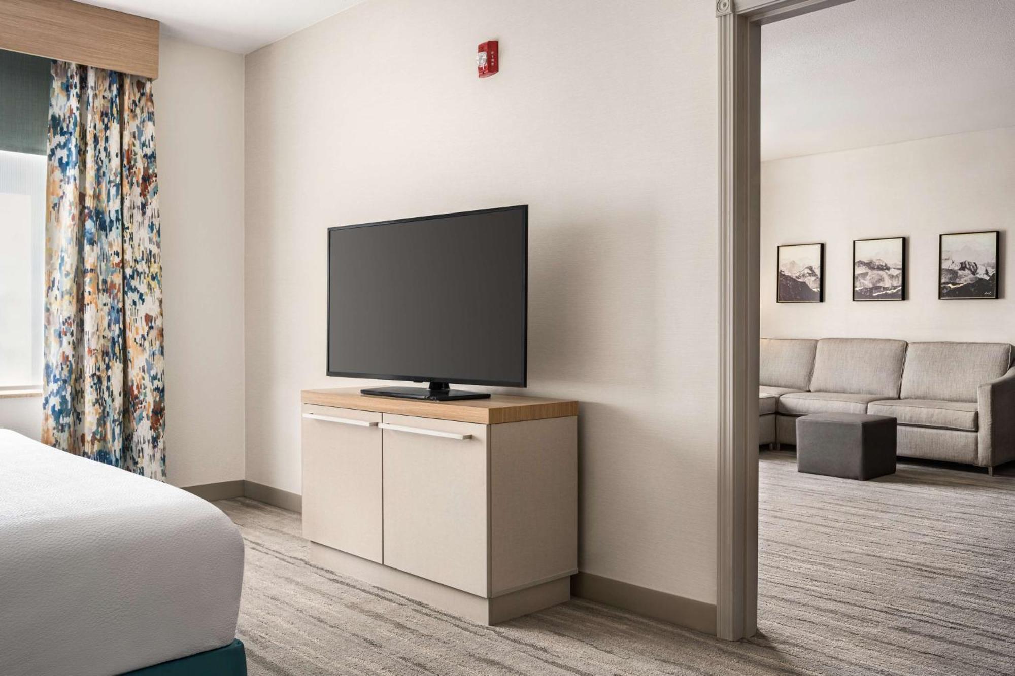 Hilton Garden Inn Fort Collins Exteriör bild
